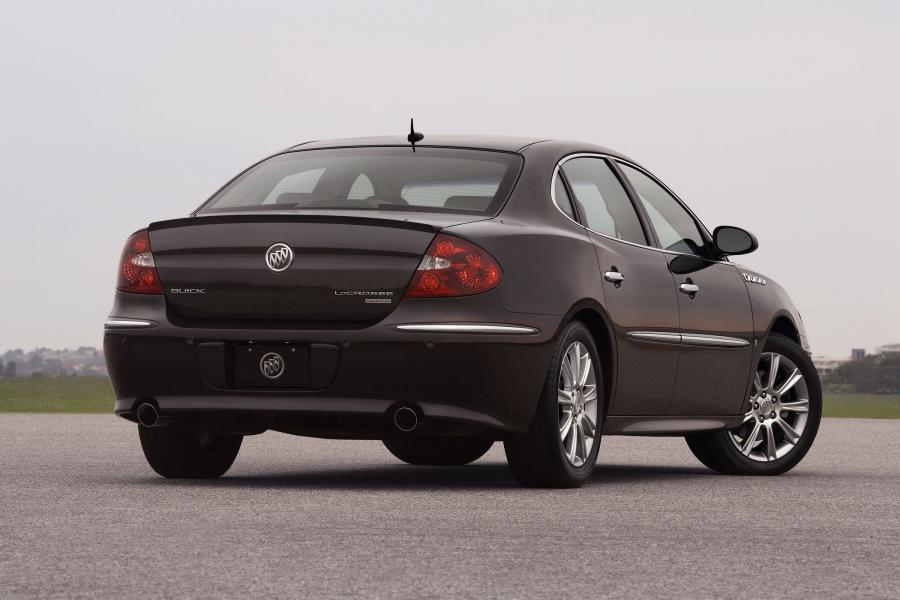  Buick LaCrosse Super 2006 года  (фото 2 из 24)